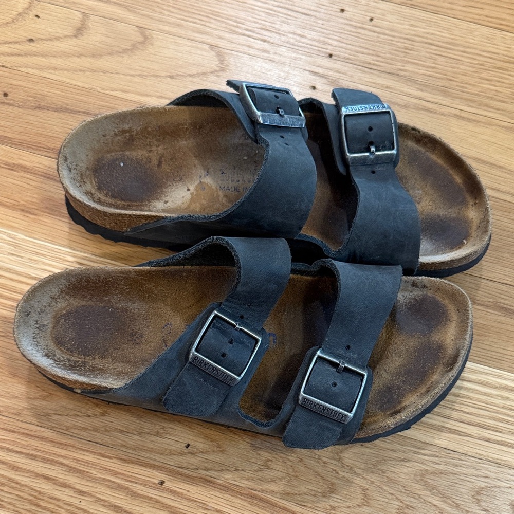 Birkenstock Arizona leather sandals